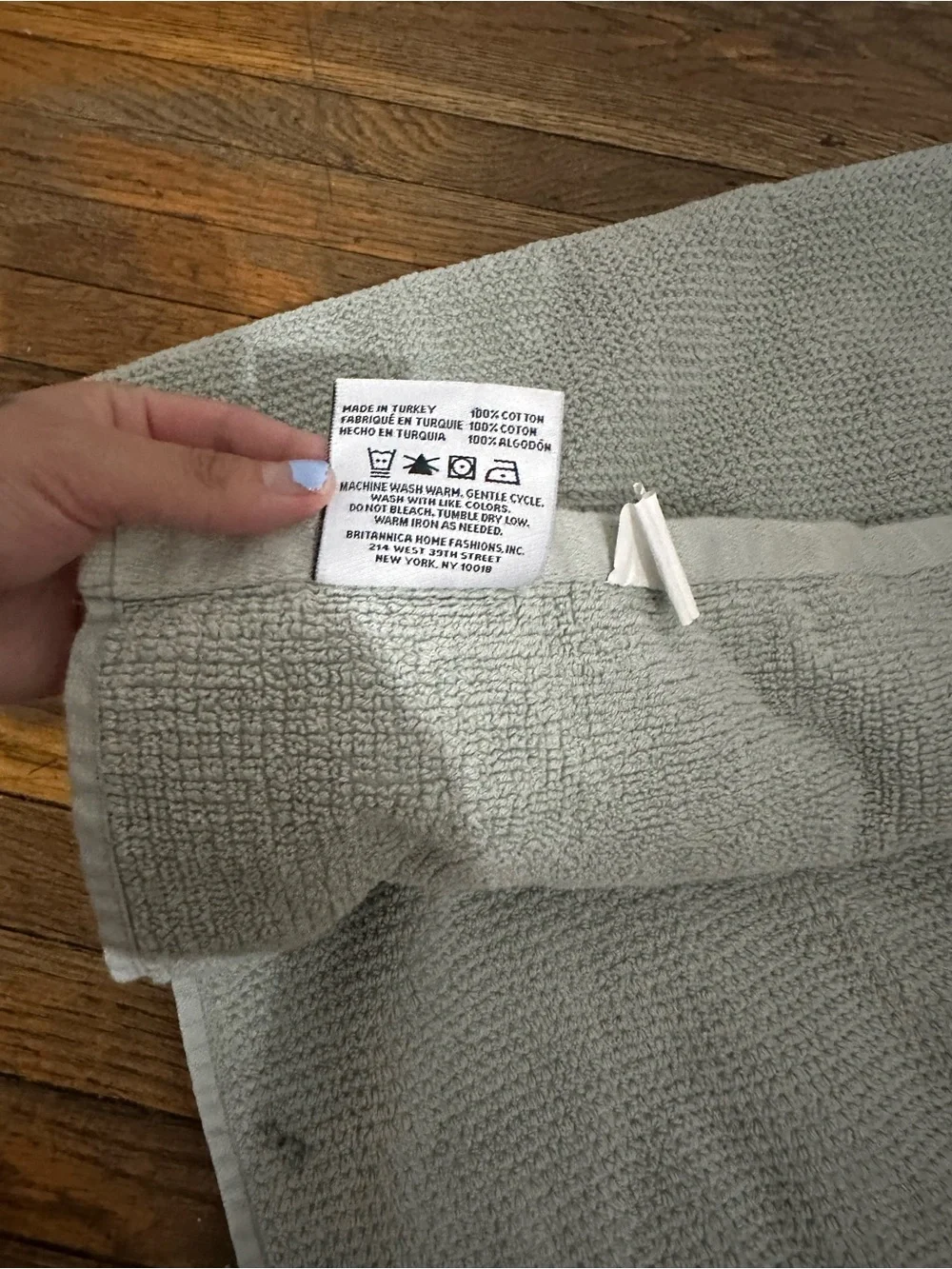 SET OF 2 UGG BATH TOWELS - UGG MARTIS ORGANIC COTTON BATH TOWELS - LIGHT BLUE